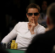 2010 WSOPE Day 1 – Pantling pulls ahead