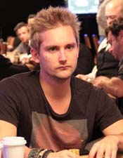 Online Poker Action – Heinecker Wins Big 