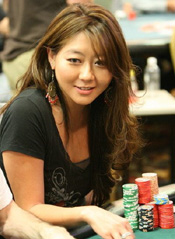 The poker grapevine – Maria Ho a UB pro