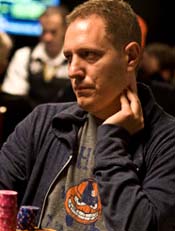 2013 WSOP – Event #19 Plays Down to its Final 16