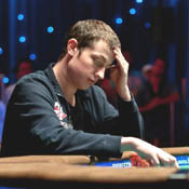 Online poker action – Dwan and Palmer lock horns