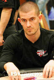 Online poker action – Hansen’s slide continues