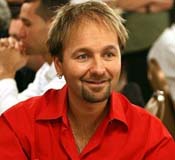 2012 WSOP – Negreanu Makes Final Table