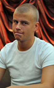 Online Poker Action – Kyllonen Still on Fire