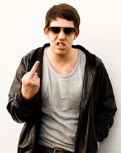 The Poker Grapevine – Luke Schwartz Being Himself at EPT London 