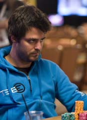 2013 WSOP – Event #27 Plays Down to Heads-up Stage
