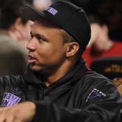 Online Poker Action – Ivey Loses Big