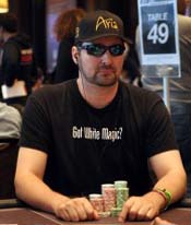 Phil Hellmuth Pockets his 100th WSOP Cash