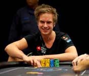 Online Poker Action – Blom a Winner Again