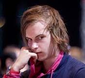 Online Poker Action – Blom Loses Big