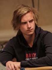 Online Poker Action – Blom Snaps Losing Streak
