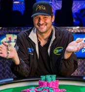Hellmuth Takes Down Bracelet #14