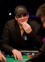 Always the Modest One, Hellmuth Says he Inspires People